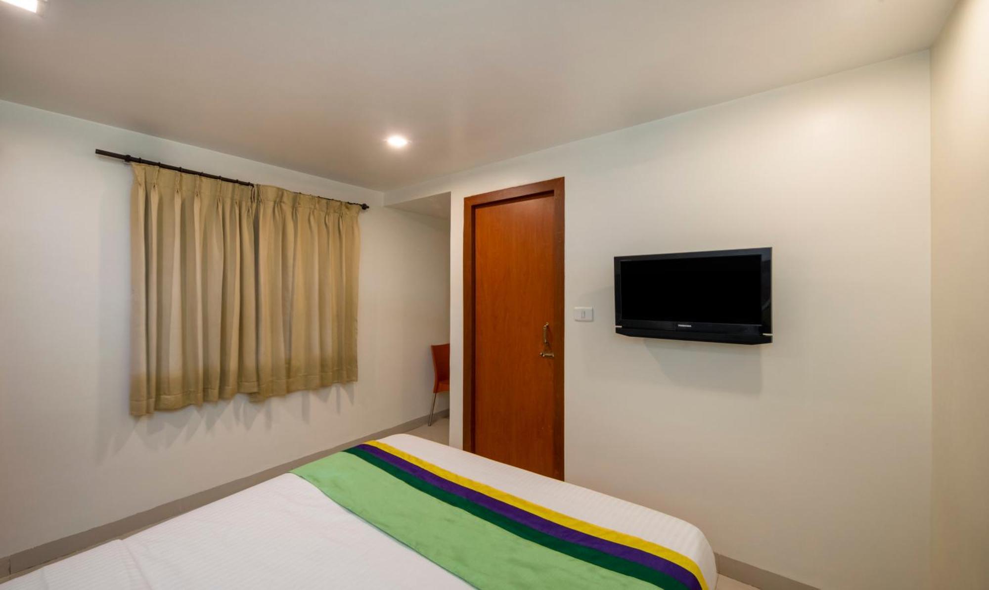แฟ็บโฮเต็ล แซม เรซิเดนซี Hotel โคอิมบาทอร์ ภายนอก รูปภาพ