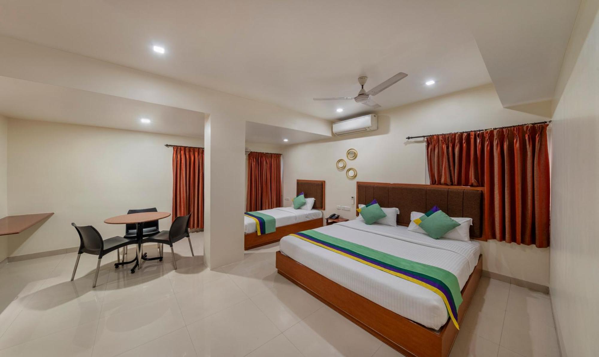 แฟ็บโฮเต็ล แซม เรซิเดนซี Hotel โคอิมบาทอร์ ภายนอก รูปภาพ